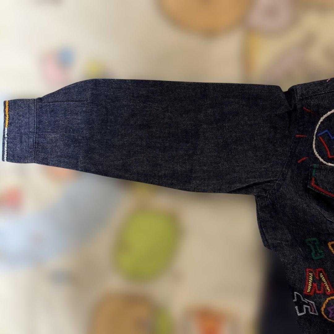 未使用タグ付ミキハウス 前後刺繍 ありデニムシャツ バッチ付 110