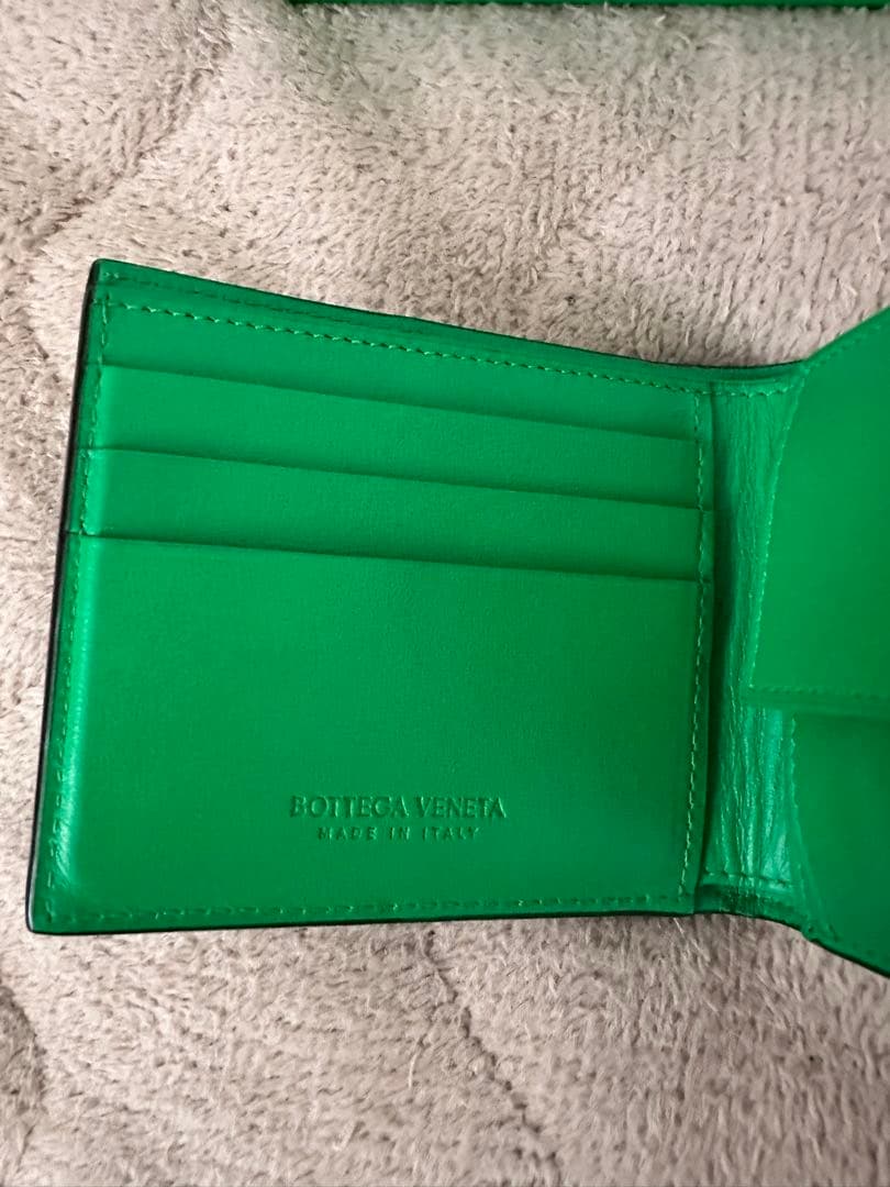 BOTTEGA VENETA 二つ折り財布 グリーン