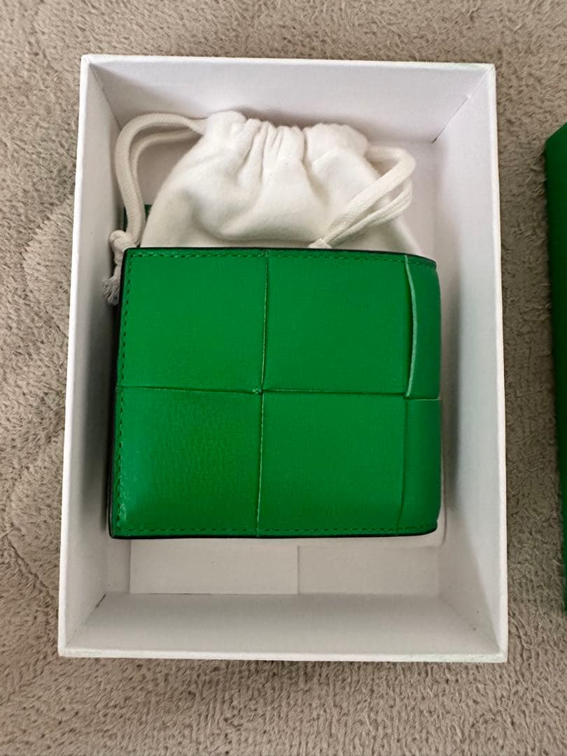 BOTTEGA VENETA 二つ折り財布 グリーン