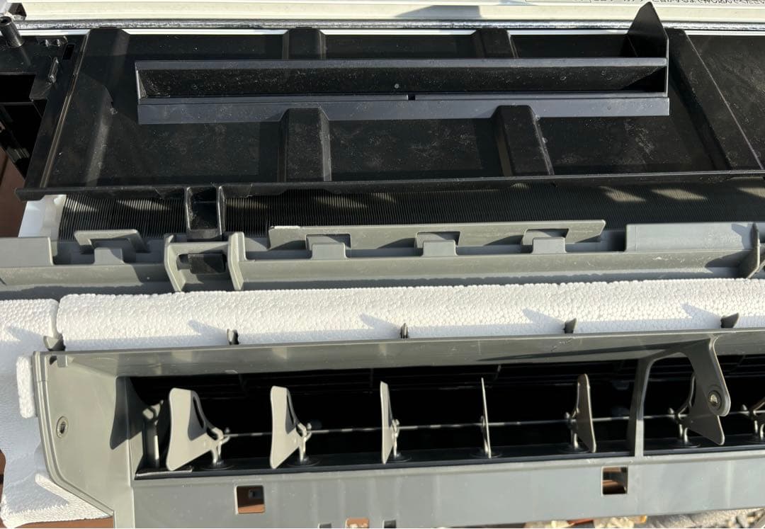 美品　2020年式　8畳　凍結洗浄&お掃除機能付　日立 RAS-G25J