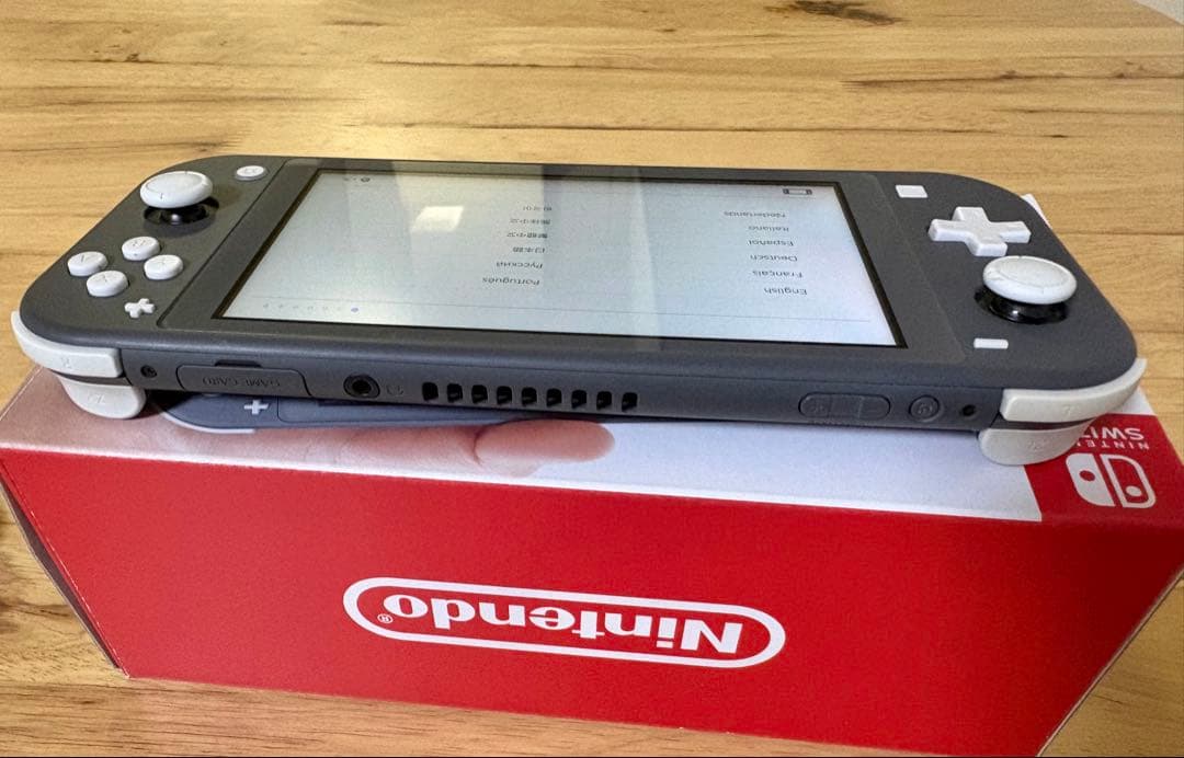 Nintendo Switch Lite グレー 本体（箱、充電器付き）