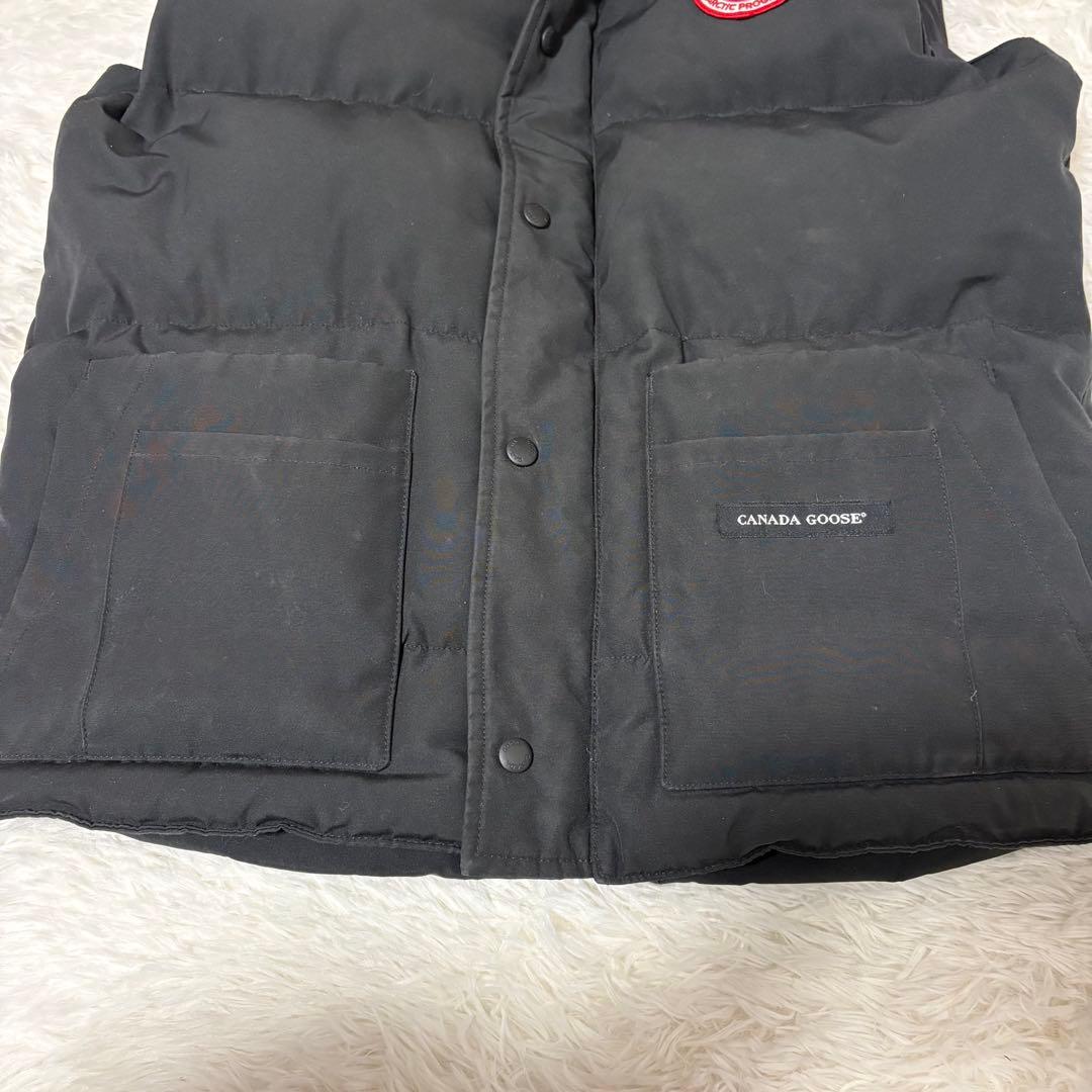 カナダグース ダウンベスト L ブラック 4154M ホログラム ワッペン