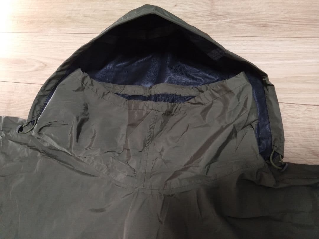 遮光ポンチョ　空挺ポンチョプロモンテ PUROMONTE アンアクター