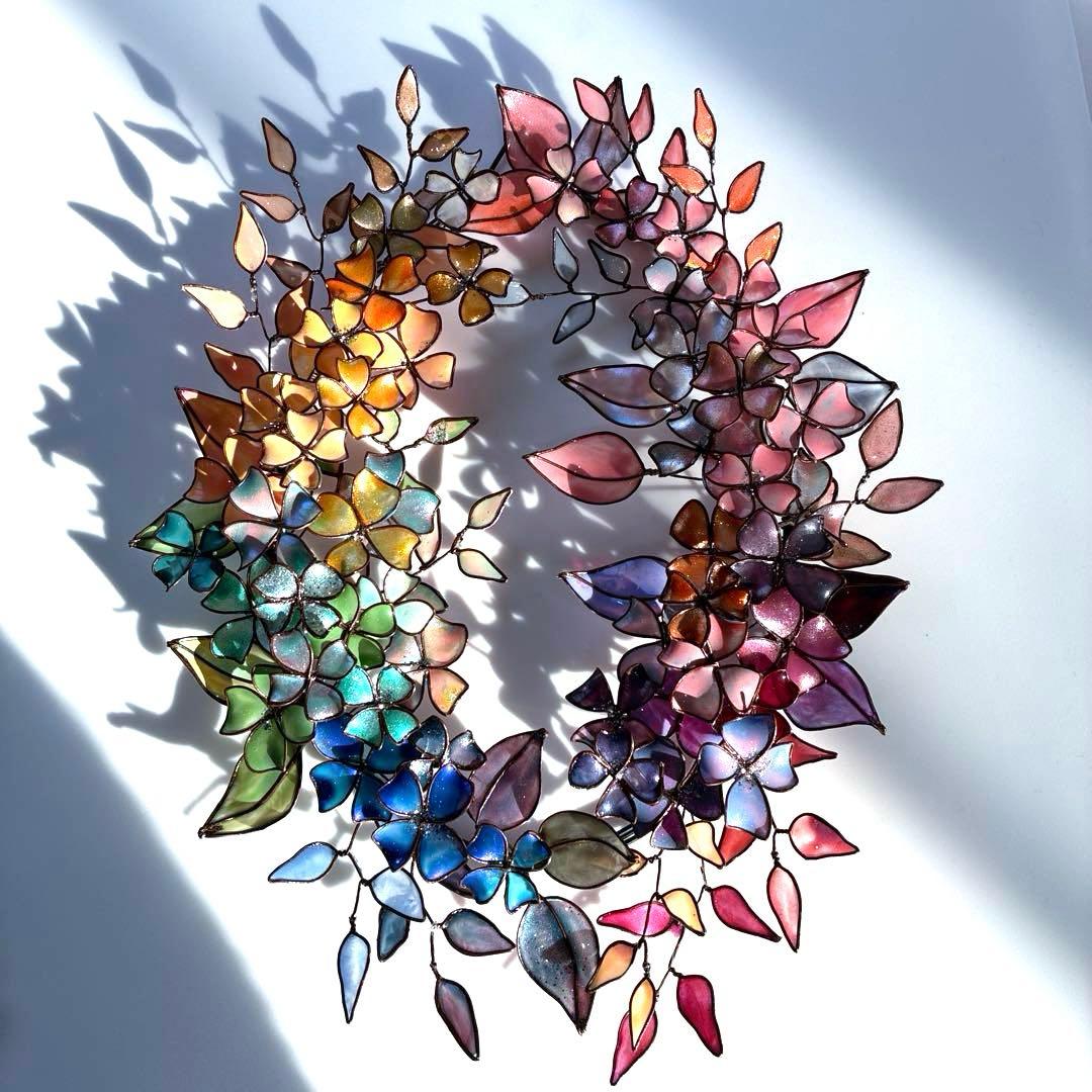 大きなアンティーク調フラワーリース　ワイヤークラフト　ディップアート　壁飾り