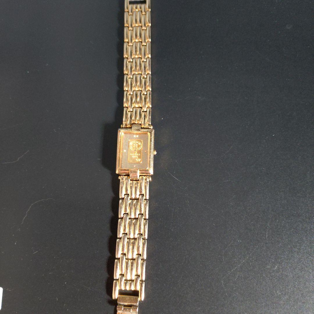 ゴールド クォーツ腕時計 長方形ケース