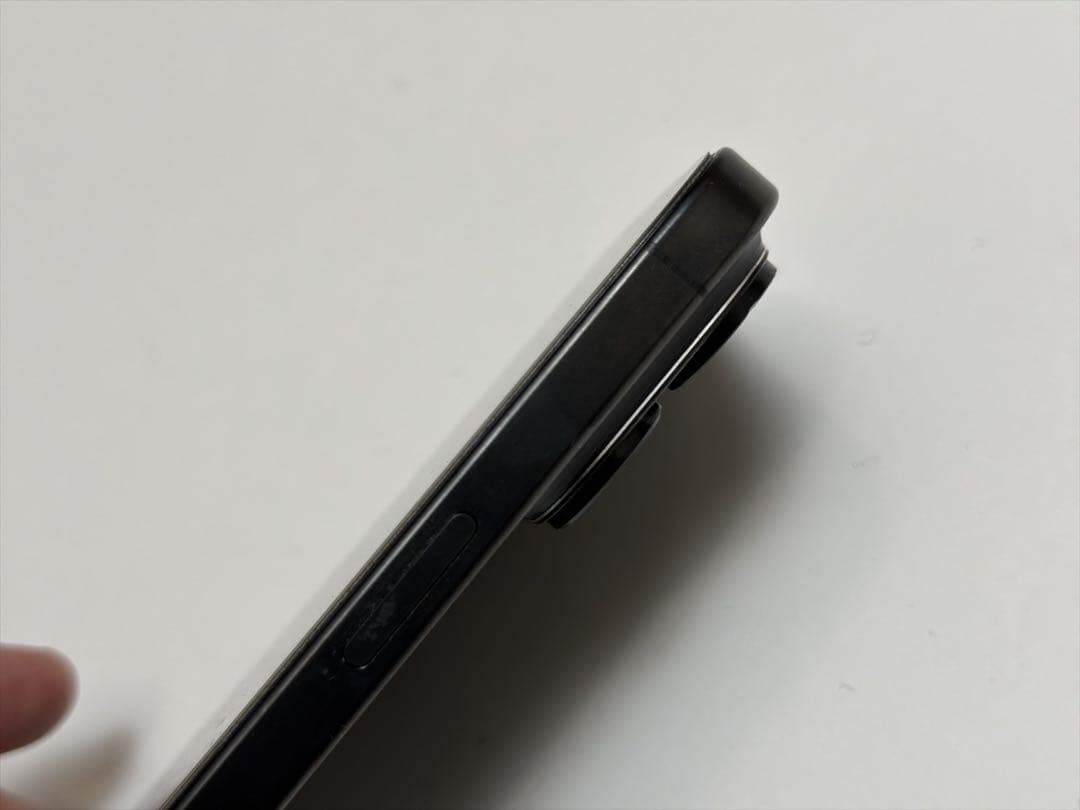 iPhone 15 Pro 1TB ブラック SIMフリー バッテリー90%