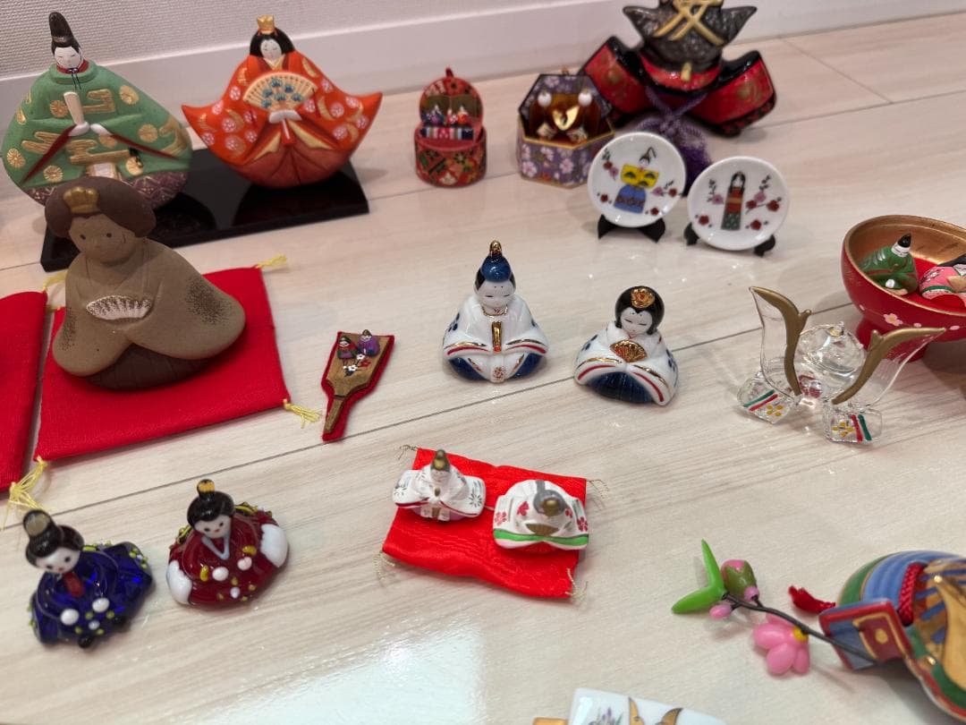 雛人形 五月人形 陶器製 多色 伝統的デザイン