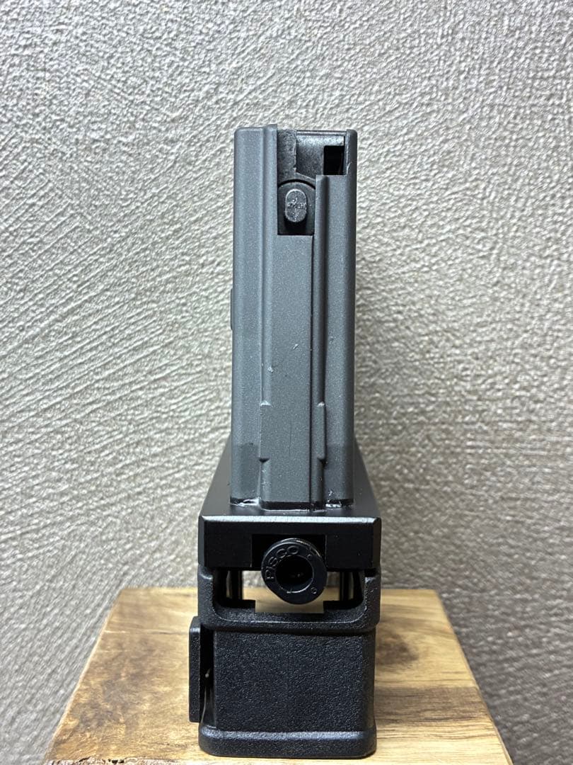 R7-33 東京マルイ GBB M4 マガジンアダプター 外部ソース仕様