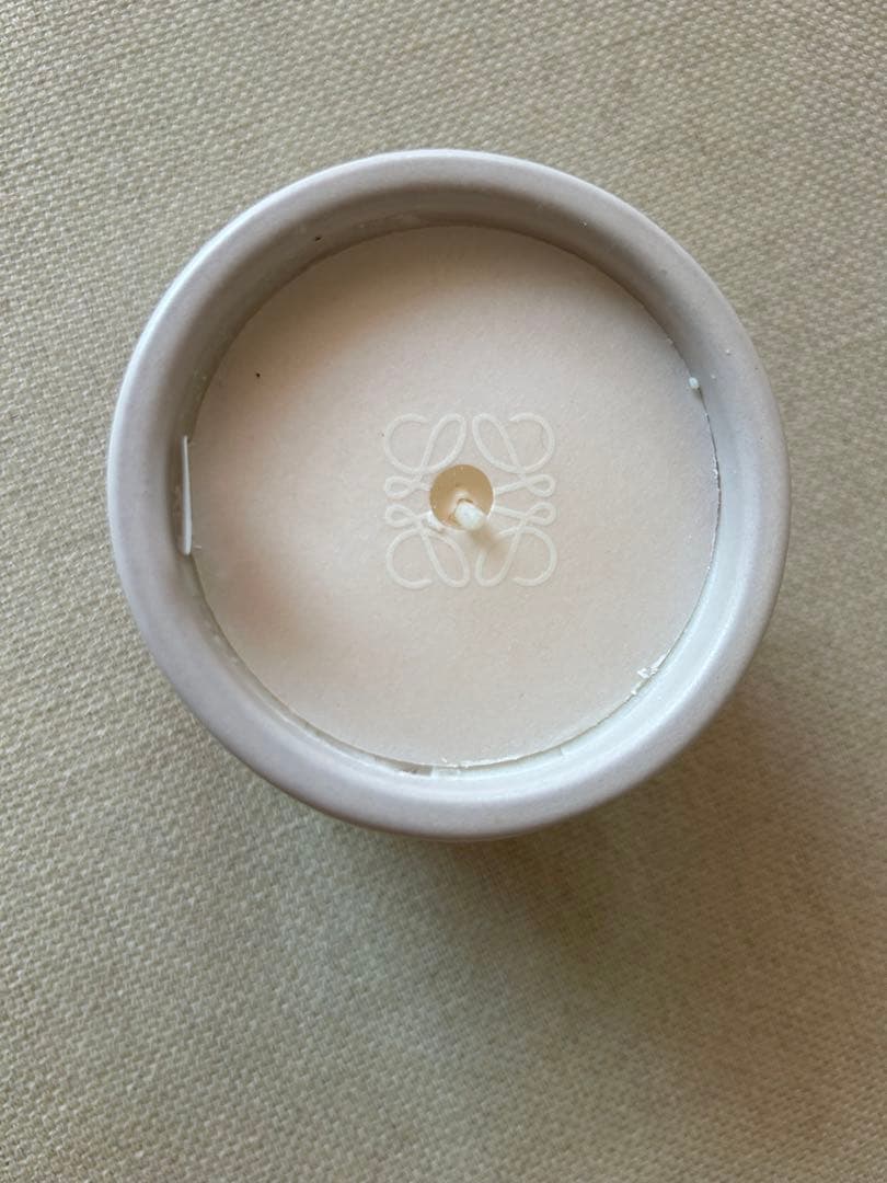 LOEWE 香り付きキャンドル オレガノ