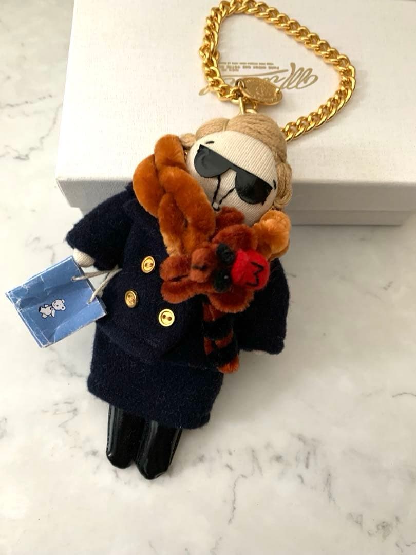 muveil familiar バイオレット　チャーム　ファミリア