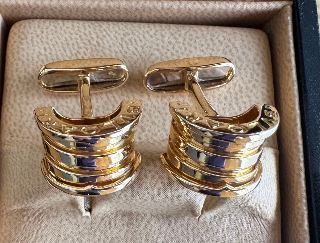 [美品]ブルガリカ・フスボタン