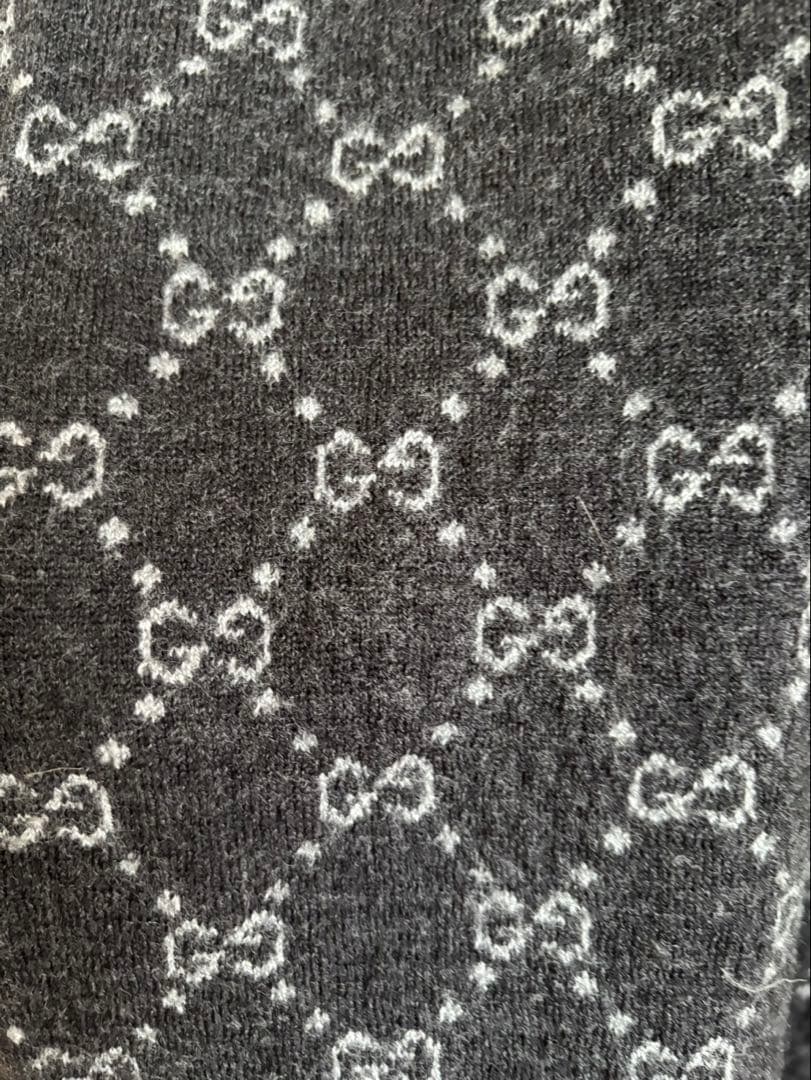 GUCCI マフラー　ウール