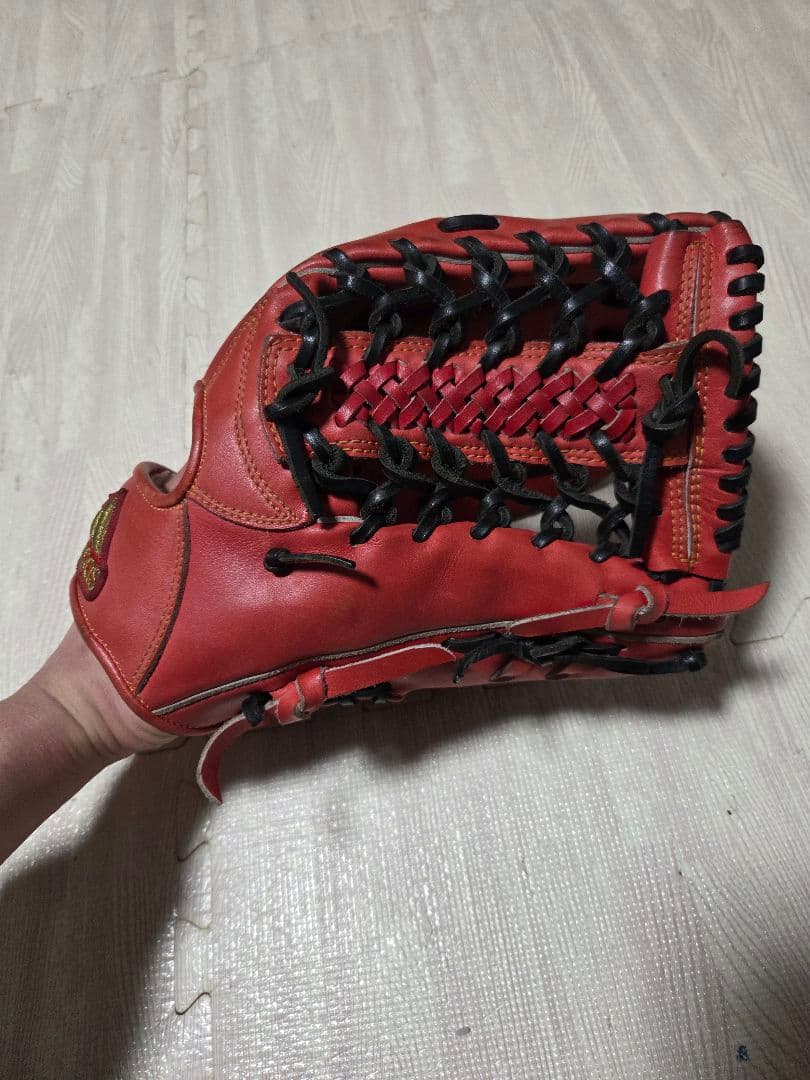 アディダス　外野手用グローブ