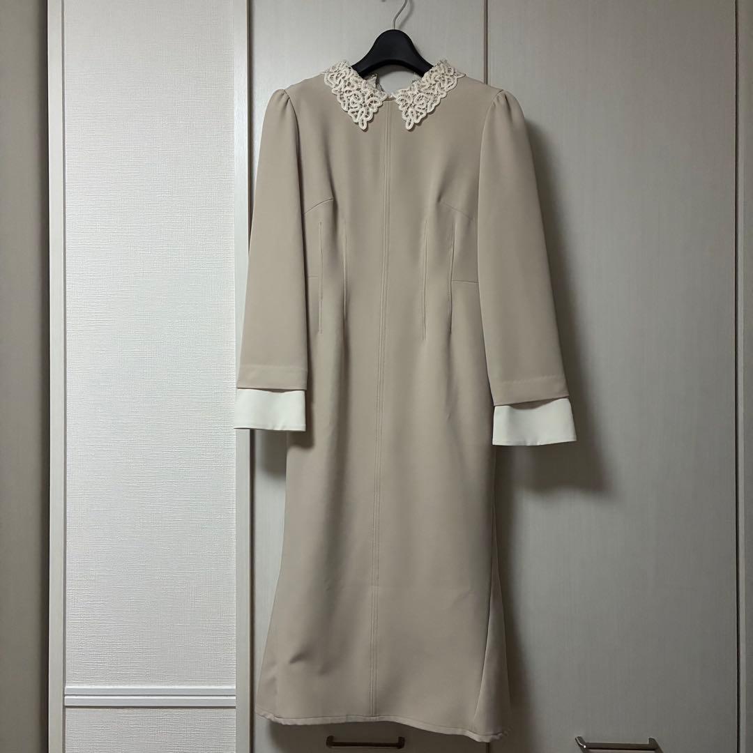 CELFORD セルフォード　刺繍カラータイトワンピース　ベージュ サイズ34