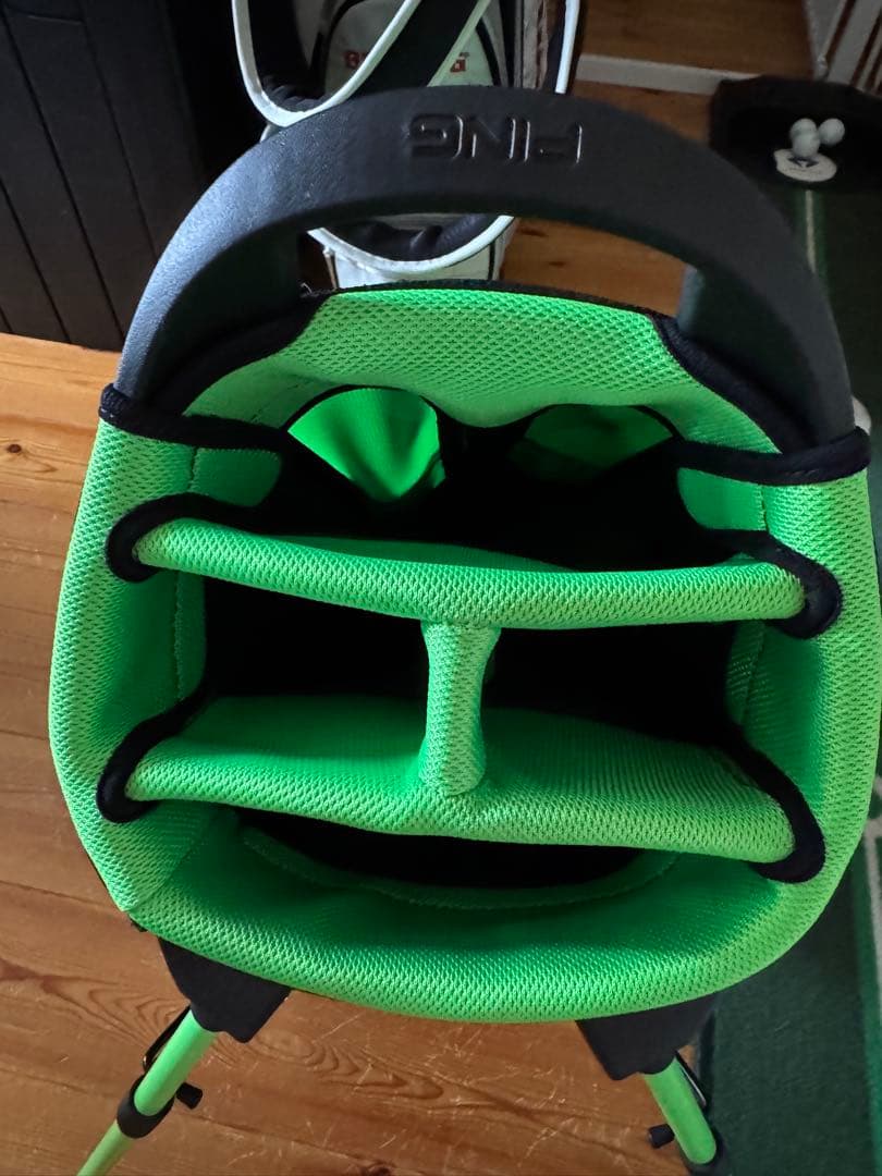 子供用PING HOOFER G スタンドバッグ ブラック/グリーン　超美品✨