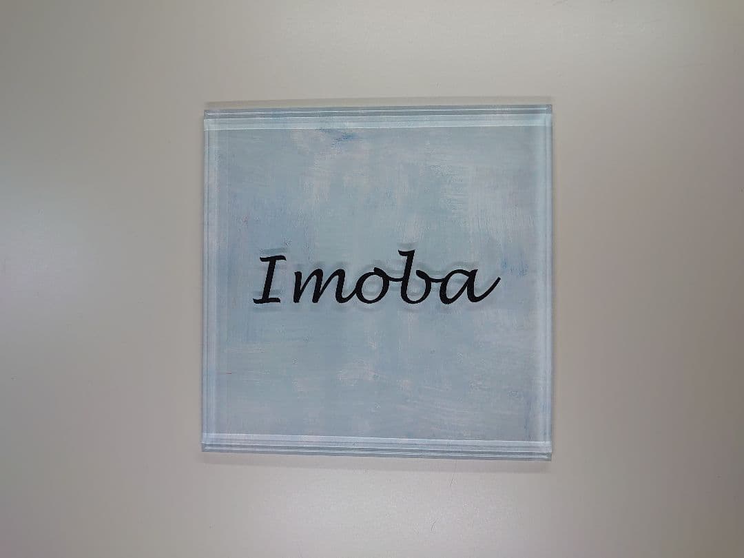 双子うさぎ＊アクリル表札ホワイトペイント＊4辺45度斜めカット＊ＵＶ印刷