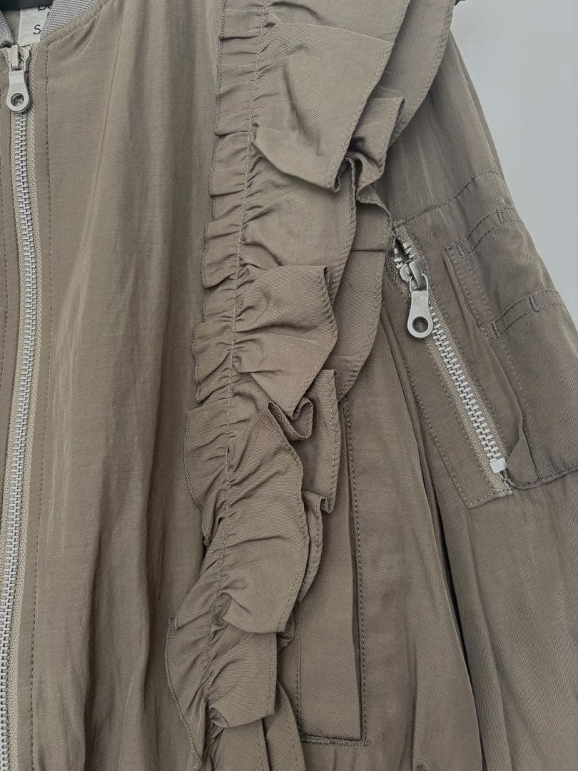 本日終了 ジェーンマープルドンルサロン フリルジップアップブルゾン Jane