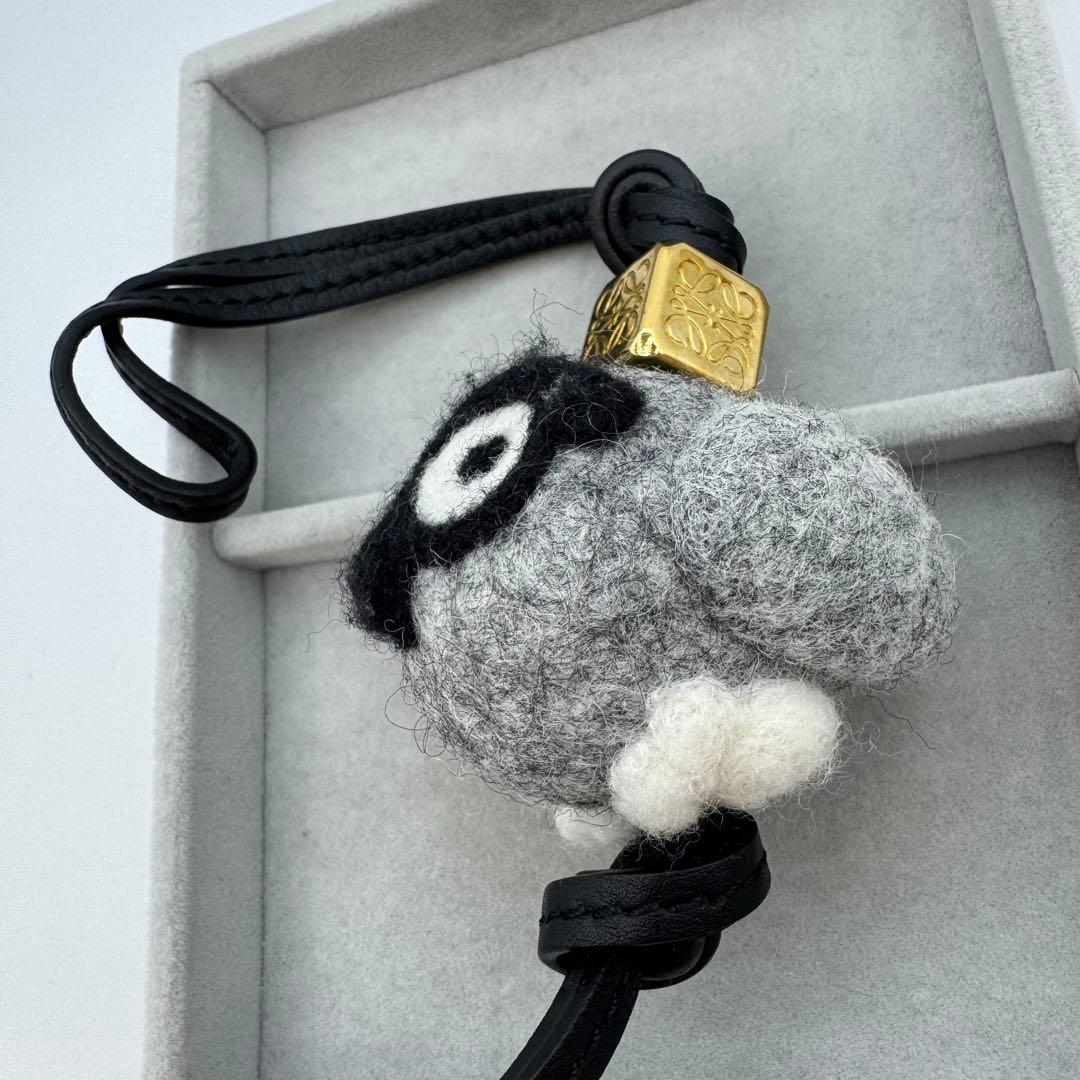 【箱付き】LOEWE バッグチャーム　フクロウ　フェルト　レザー
