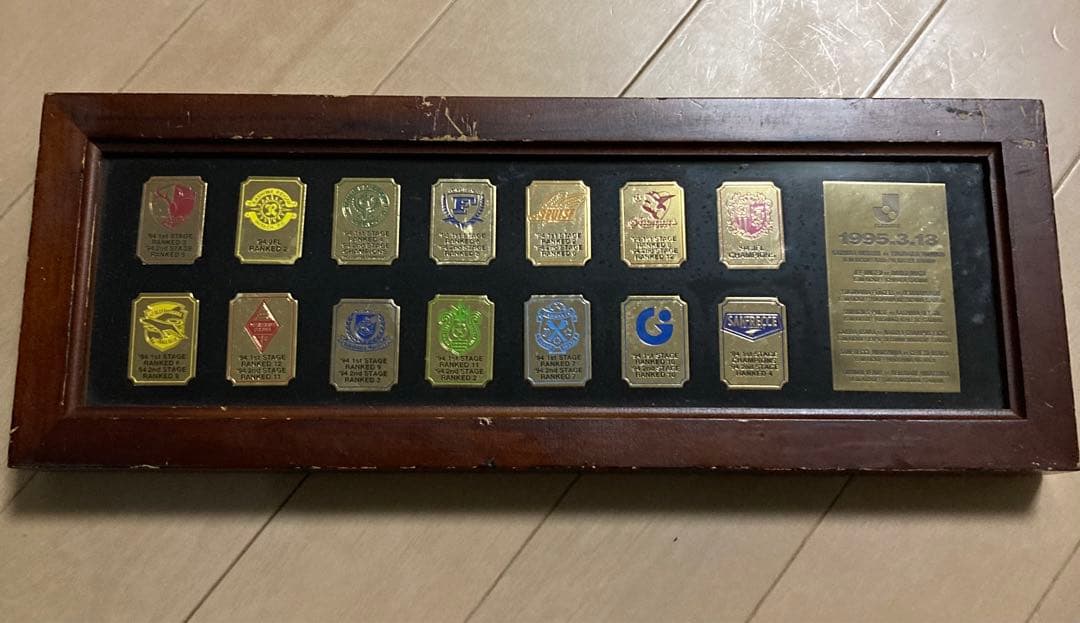 希少！激レア！Jリーグ⚽️1995年♪カテゴリーワン♪ピンズ？プレート？サッカー⚽️