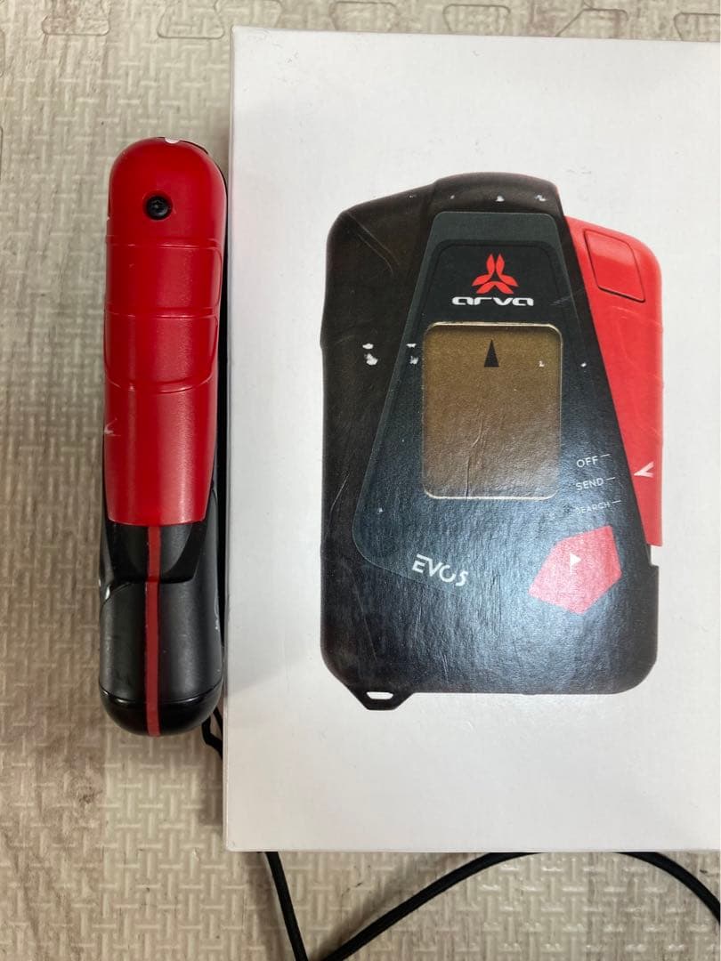 【美品】arva EVO5 アバランチ 雪崩 ビーコン チェストハーネス付