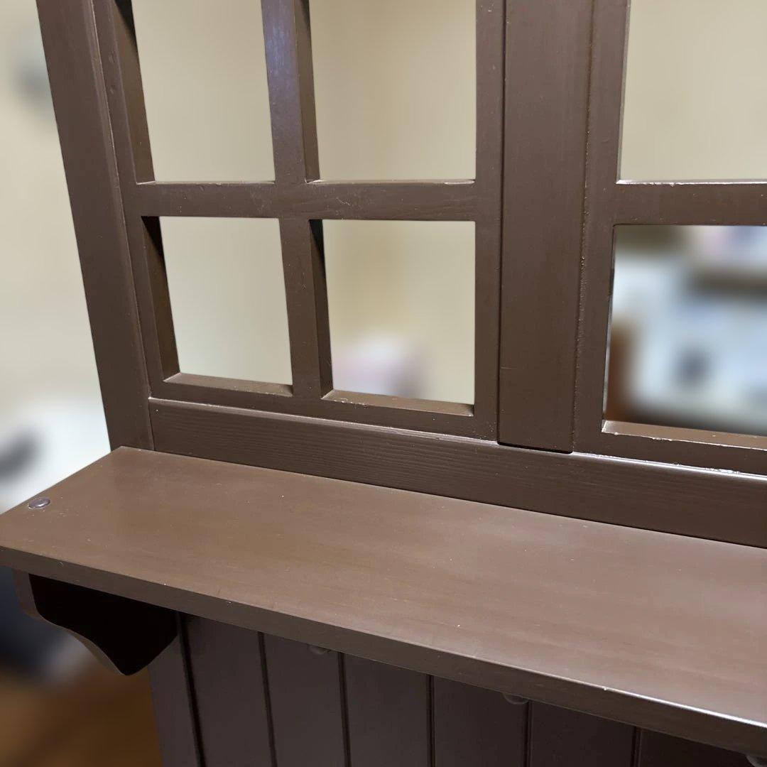 アンティーク調　窓枠デザイン木製パーテーション