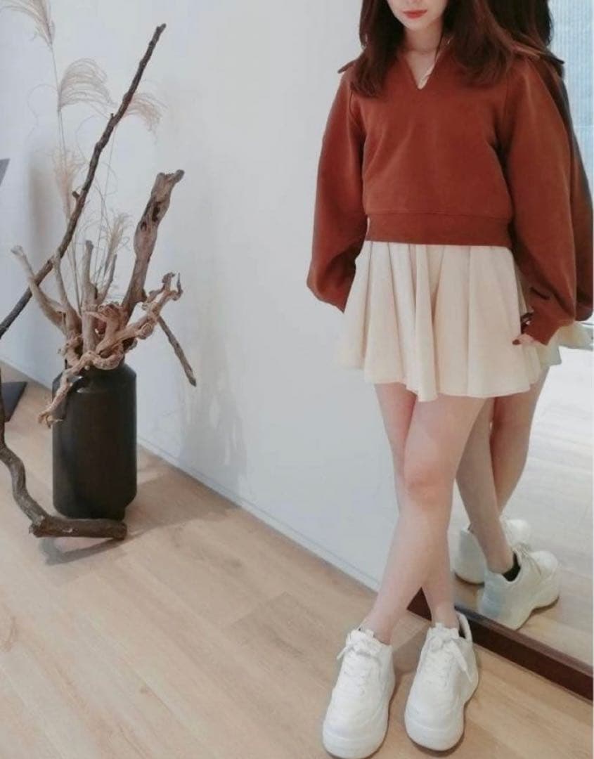 RECTO 襟付きブラウンスウェット