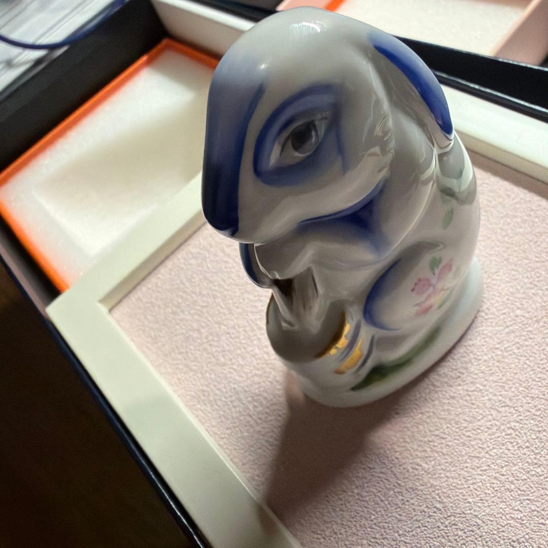 マイセン ミニ干支人形 卯(ウサギ)2体セット(台座付）