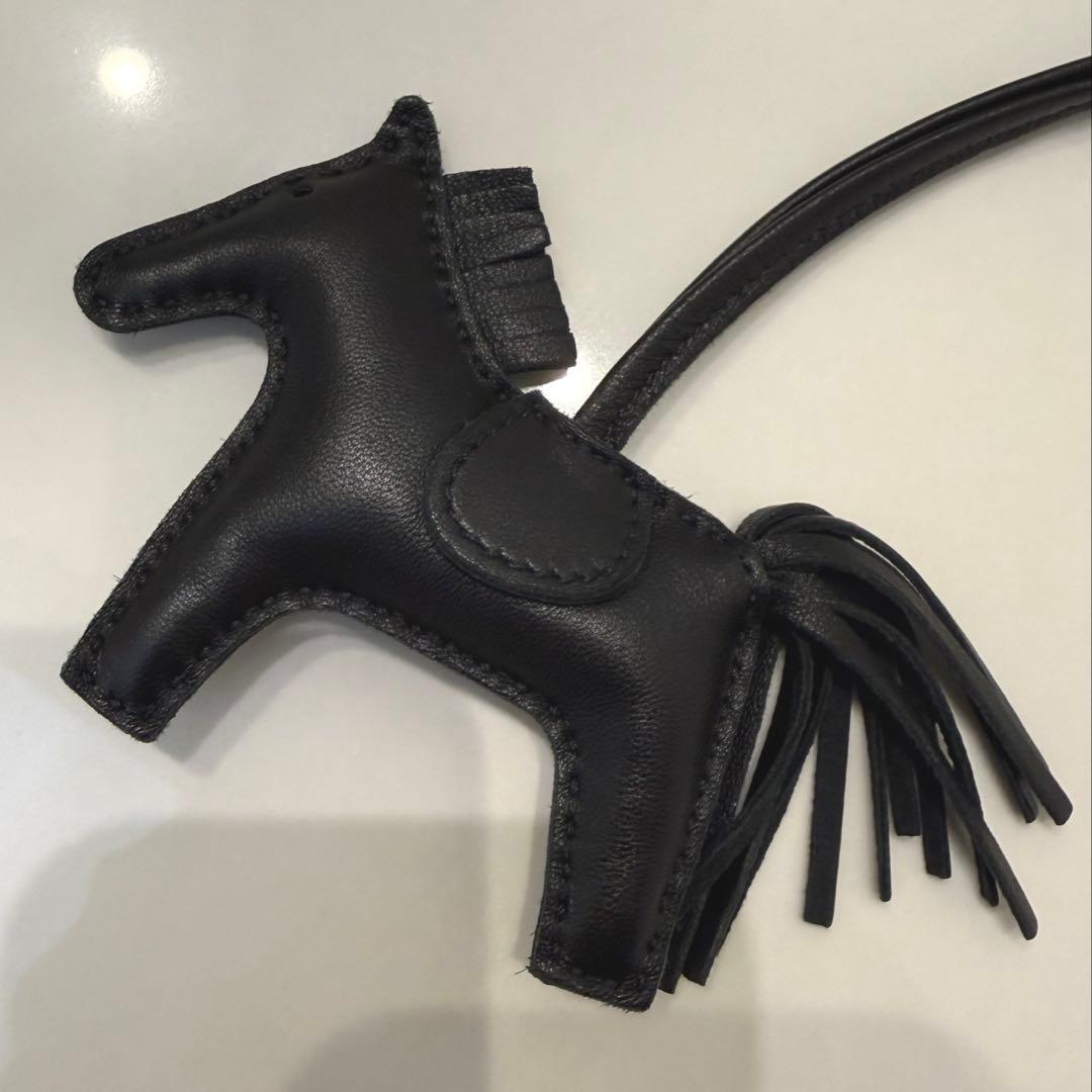 HERMES ロデオ チャーム PM ソーブラック エルメス Y刻印