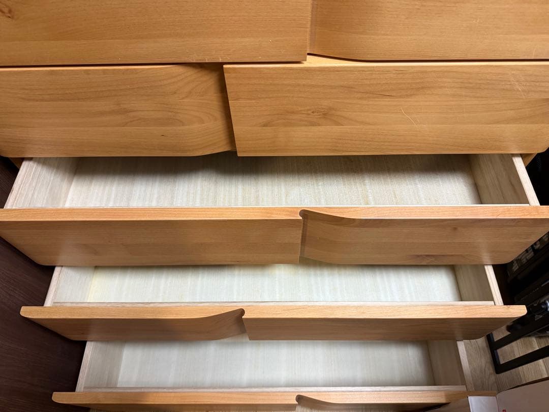 カグクロ 天然木製スリムチェスト幅905mm