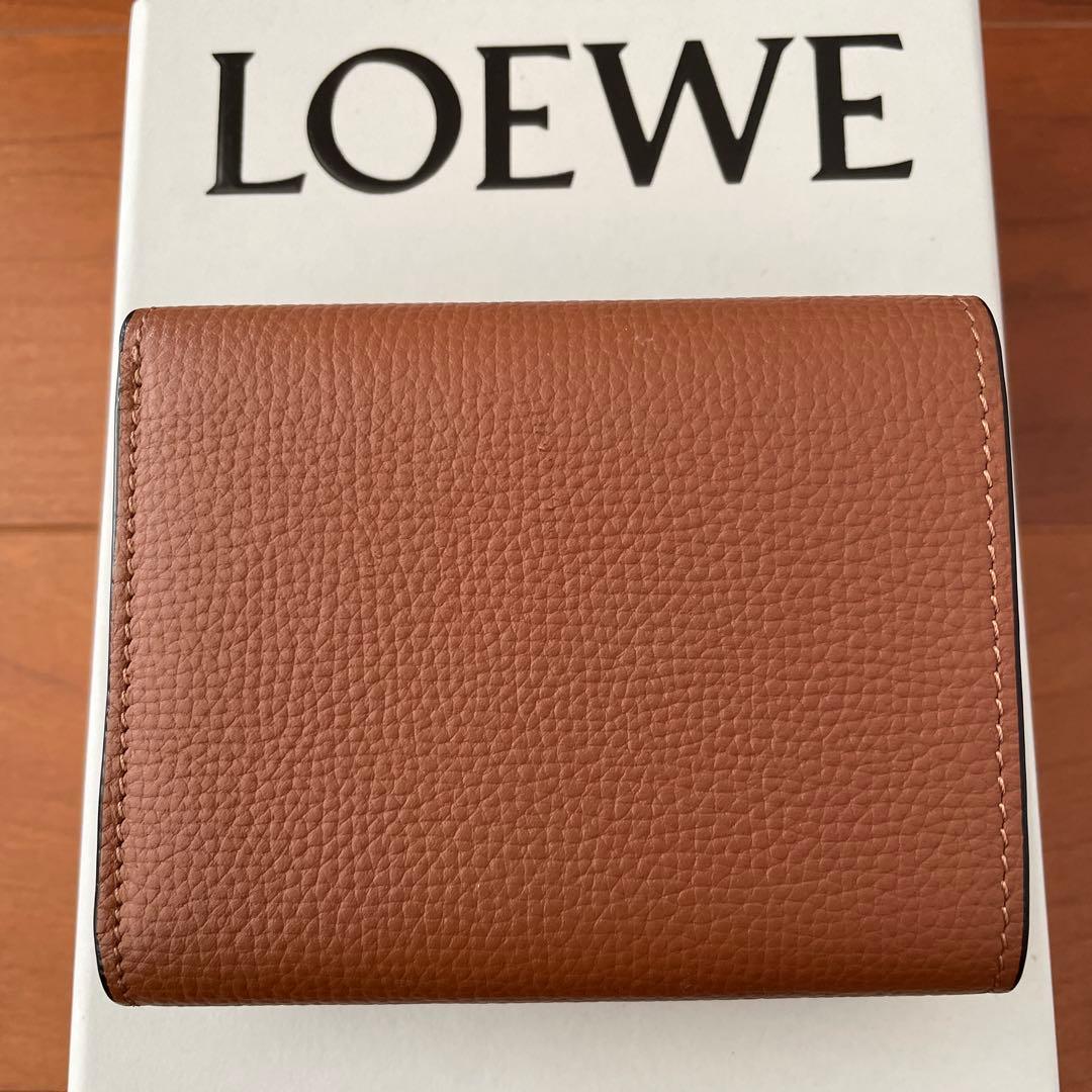 LOEWE ロエベ アナグラム トライフォールド 財布 ブラウン　三つ折り財布