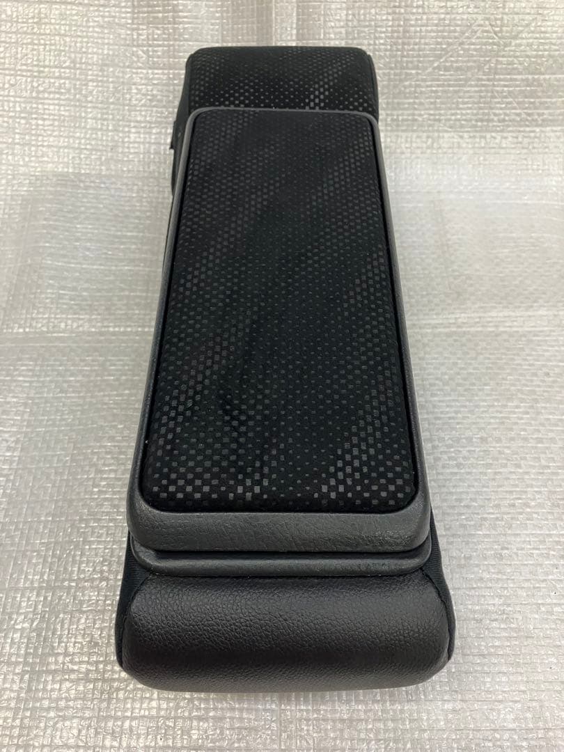 ♦︎ダイハツ★タントカスタムLA600S★純正アームレスト★レザー★