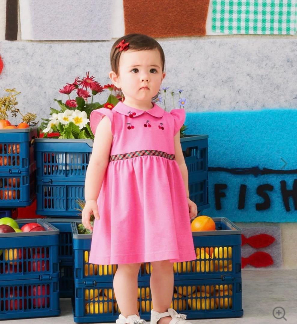 美品　ファミリア　ピンク チェリー刺繍 半袖ワンピース　100