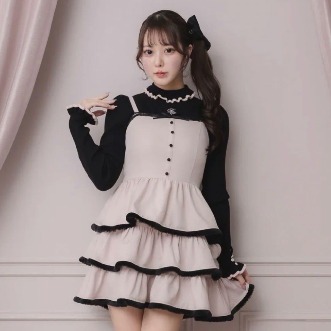 pium ファー付きティアードジャンパースカート ワンピース ピウム