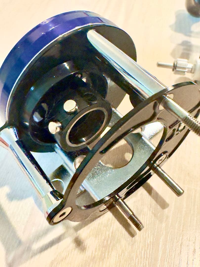 ABU 1500c ブルー　アベイルフルカスタム