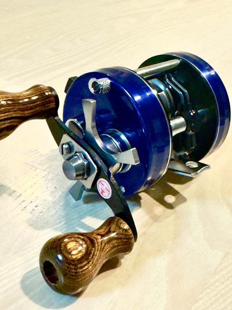 ABU 1500c ブルー　アベイルフルカスタム