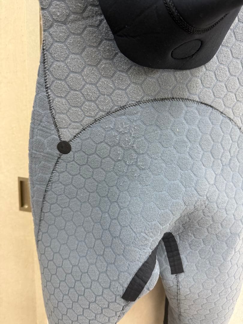 Hurley セミドライ　Mサイズ