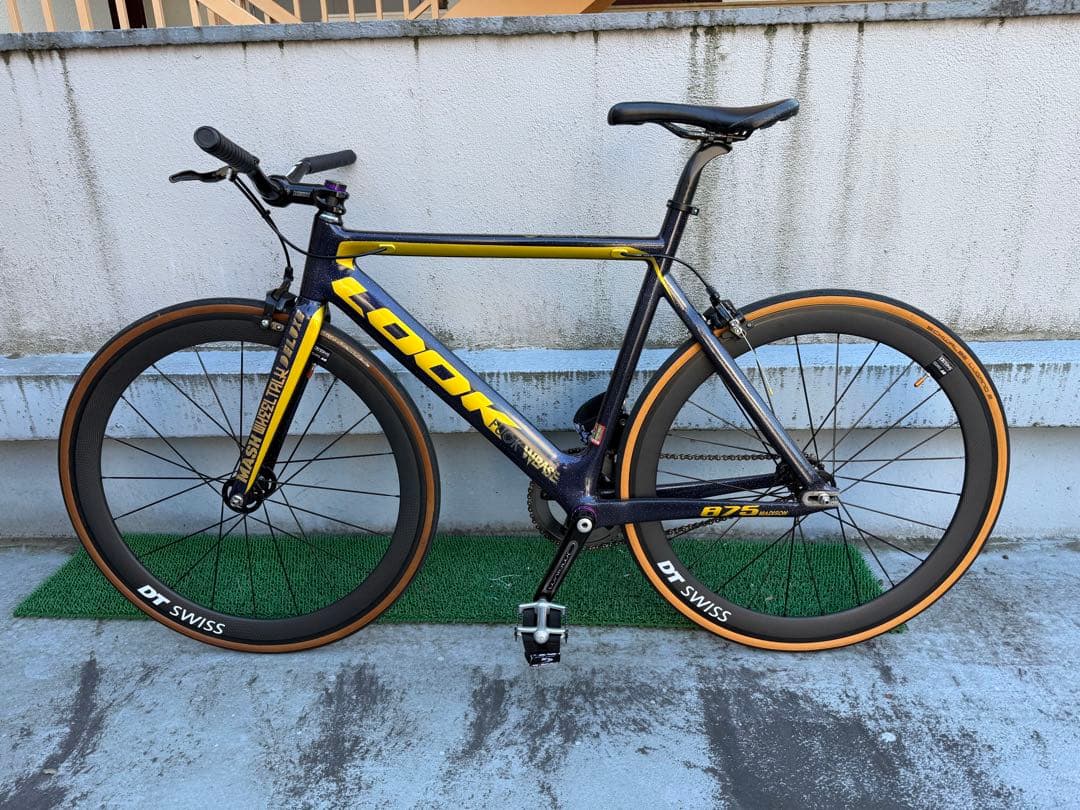 LOOK 875MADISON ピストバイク！