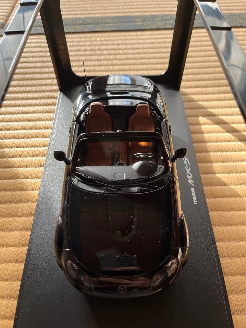 ミニカー AUTOart MAZDA MX-5 1/18