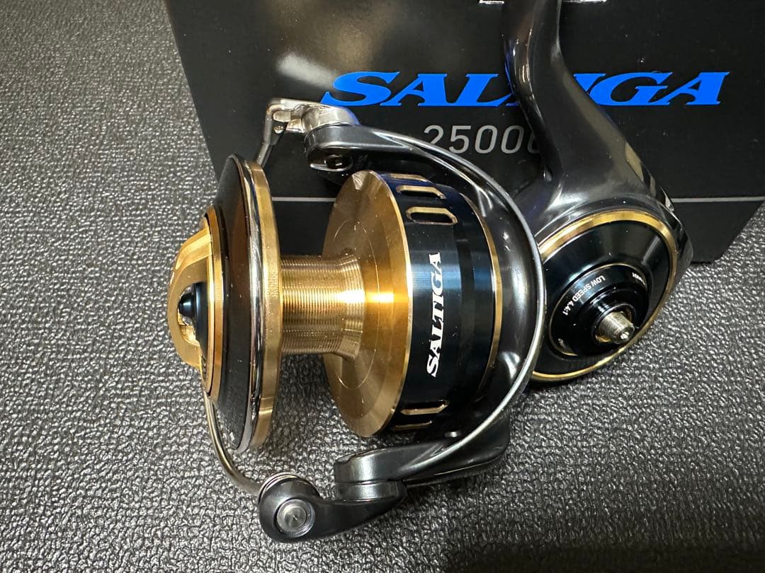 ダイワ DAIWA 25 ソルティガ 25000-P スピニングリール