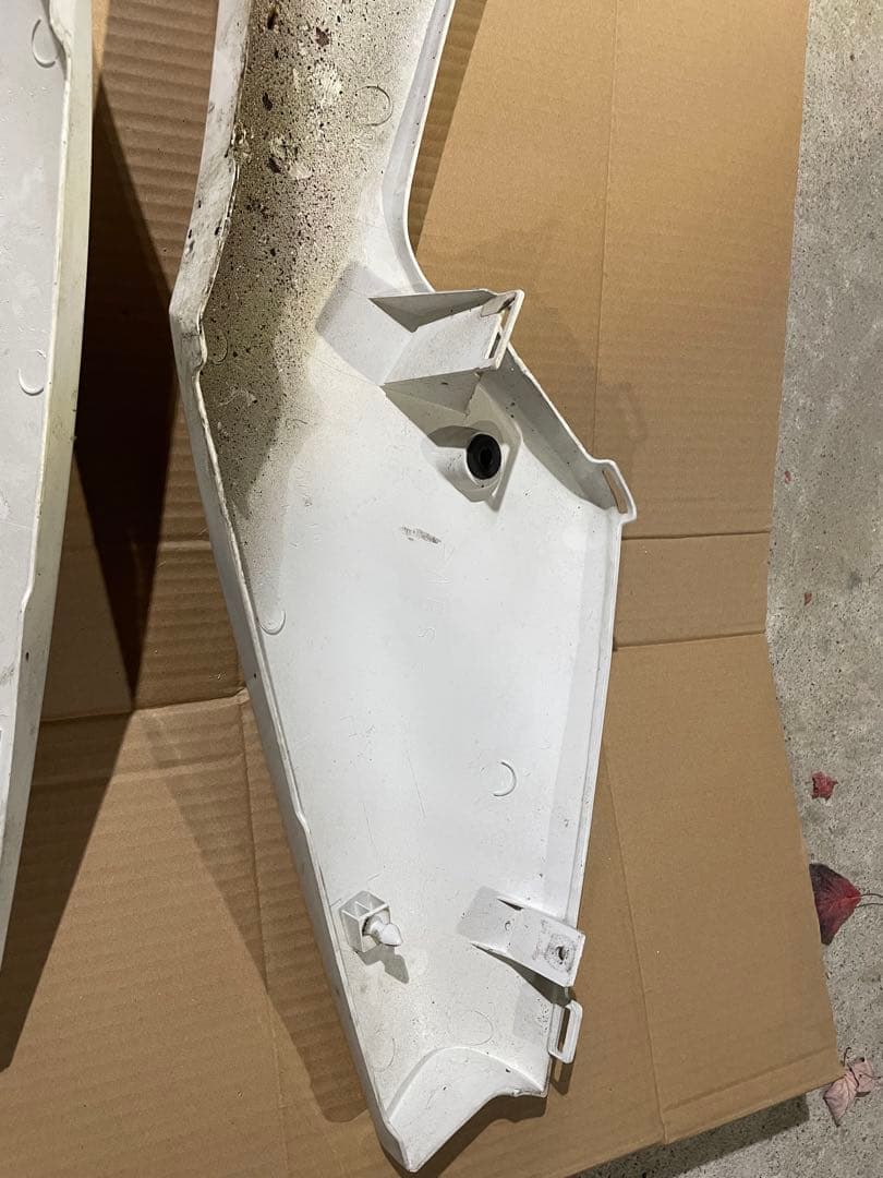 ヤマハ TZR50R テールカウルパーツ 3点セット