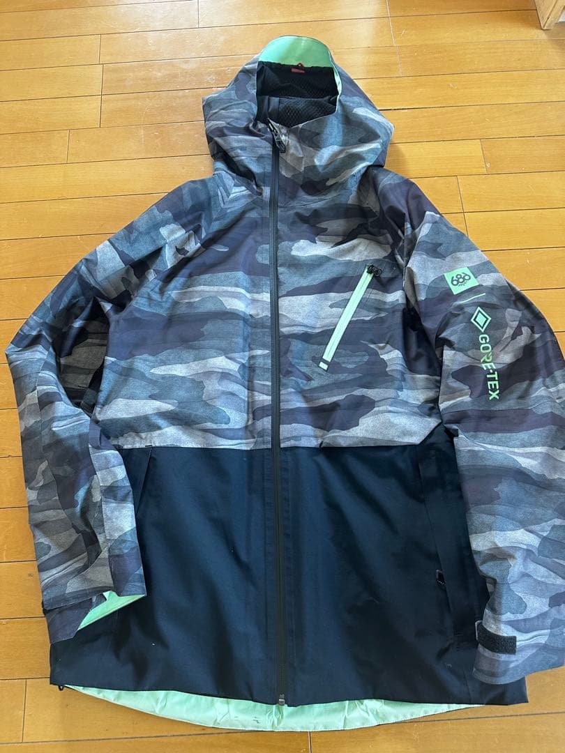 686 GORE-TEX 迷彩柄 スキースノーボードジャケット
