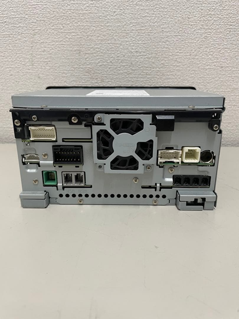 イクリプス◇AVN-R8W◇フルセグ/CD/DVD/BT/SD