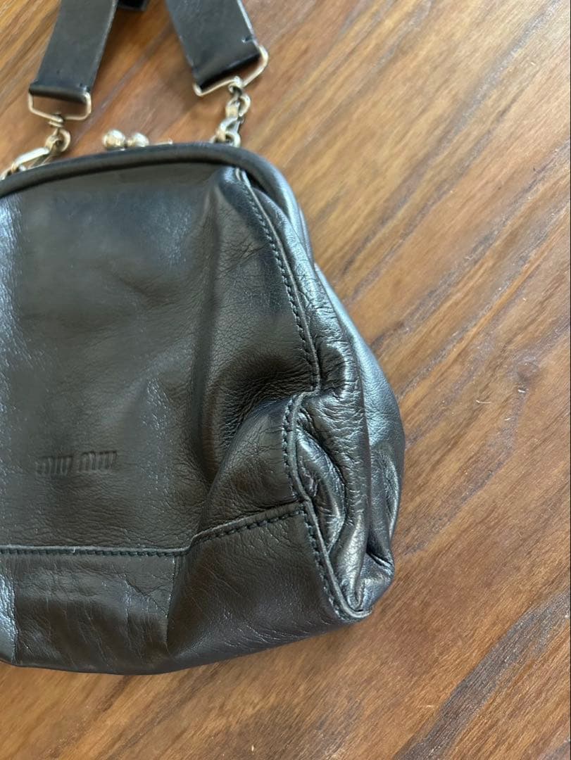 Miu Miu ブラックレザー ショルダーバッグ