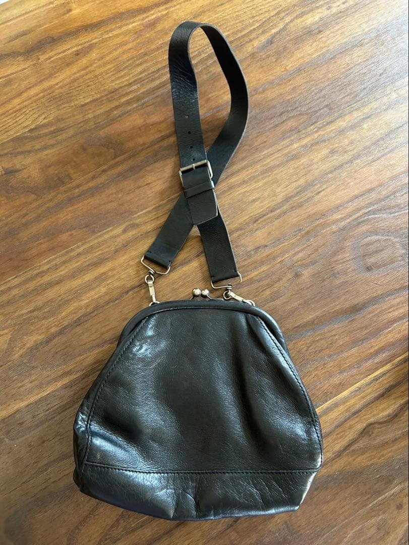 Miu Miu ブラックレザー ショルダーバッグ