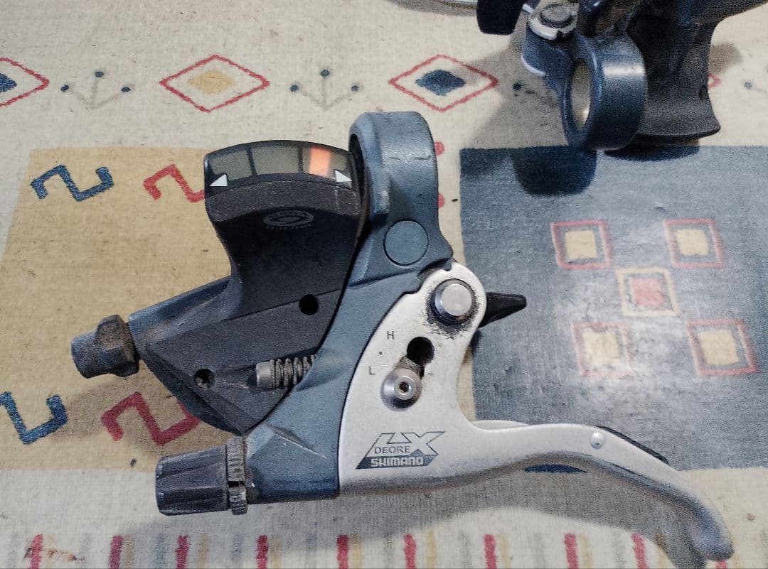 Stiレバー Shimano DEORE LX 動作確認済み