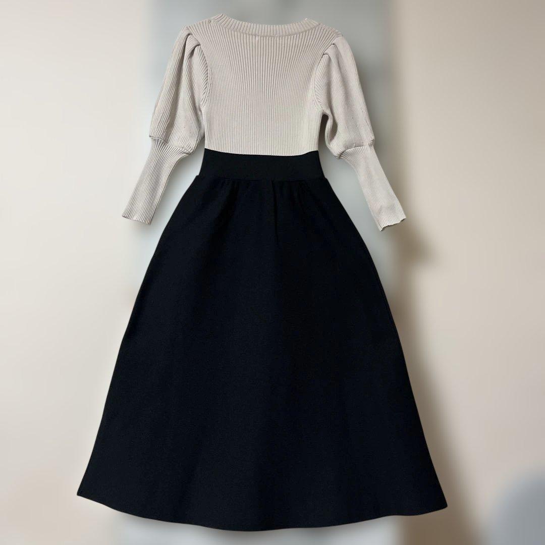 美品。BARNEYS NEW YORK パフスリーブ　リブ編み切替ワンピース