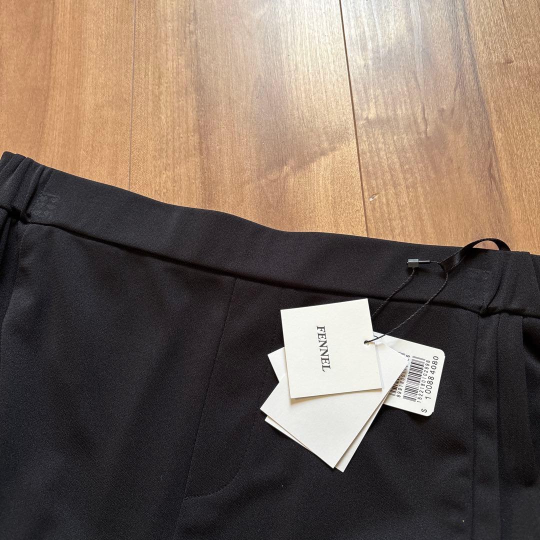 新品　fennel サイドプリーツワイドパンツ 定価¥1万7900円　ヤマダヤ