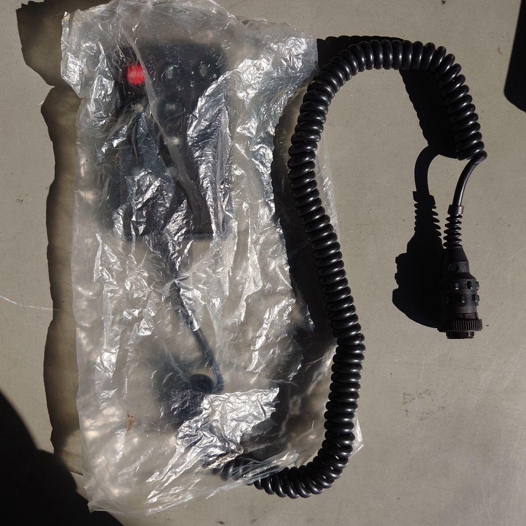 【未使用品】　ギガ プロフィア クオン エアサスコントローラー