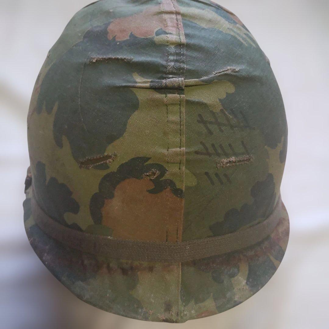 ベトナム戦争 M-1ヘルメットセット 中古品 装飾用胸像付き
