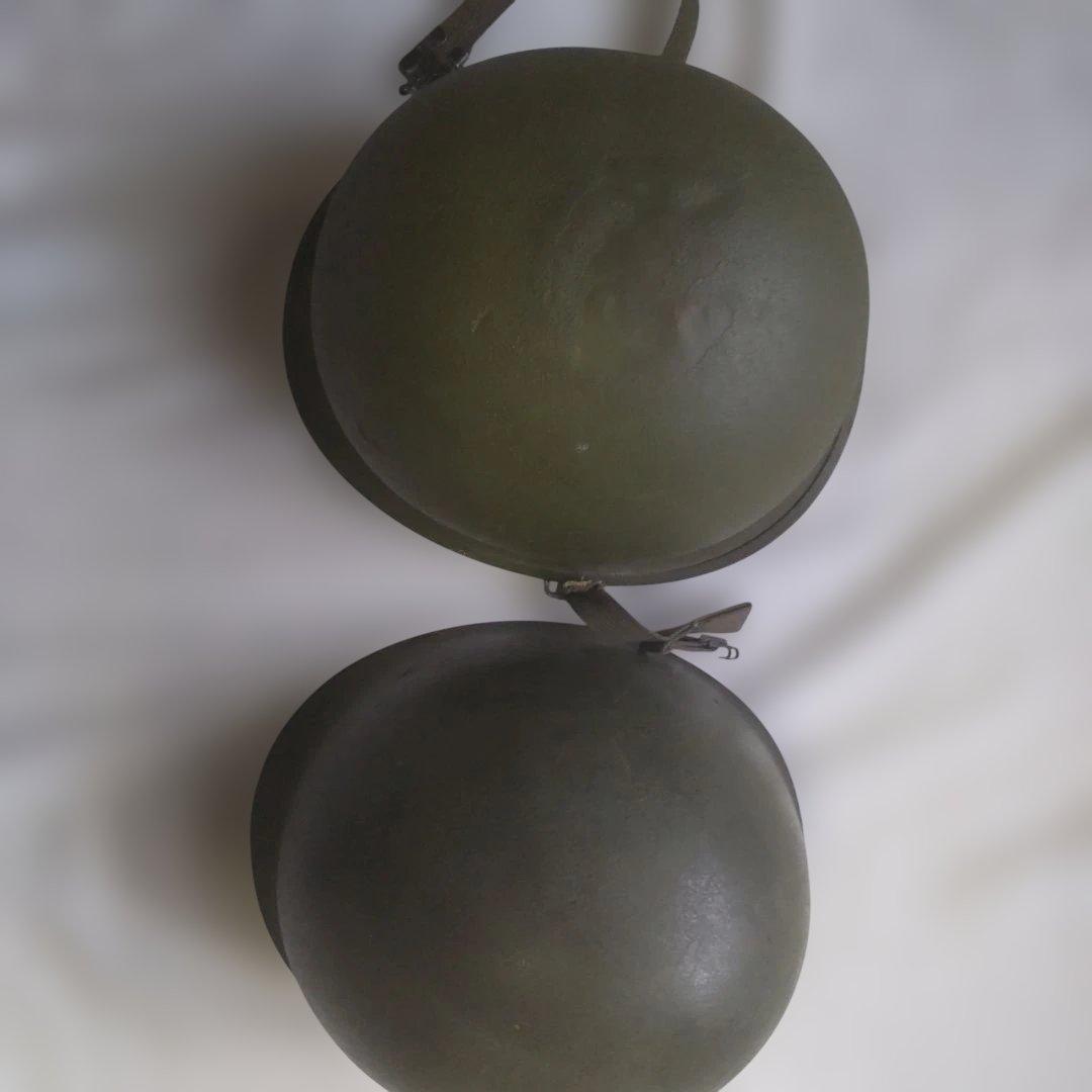 ベトナム戦争 M-1ヘルメットセット 中古品 装飾用胸像付き